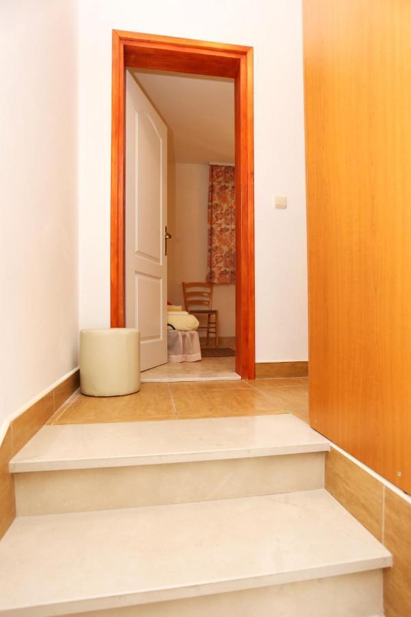 Apartment Zuljana 10233B Eksteriør bilde