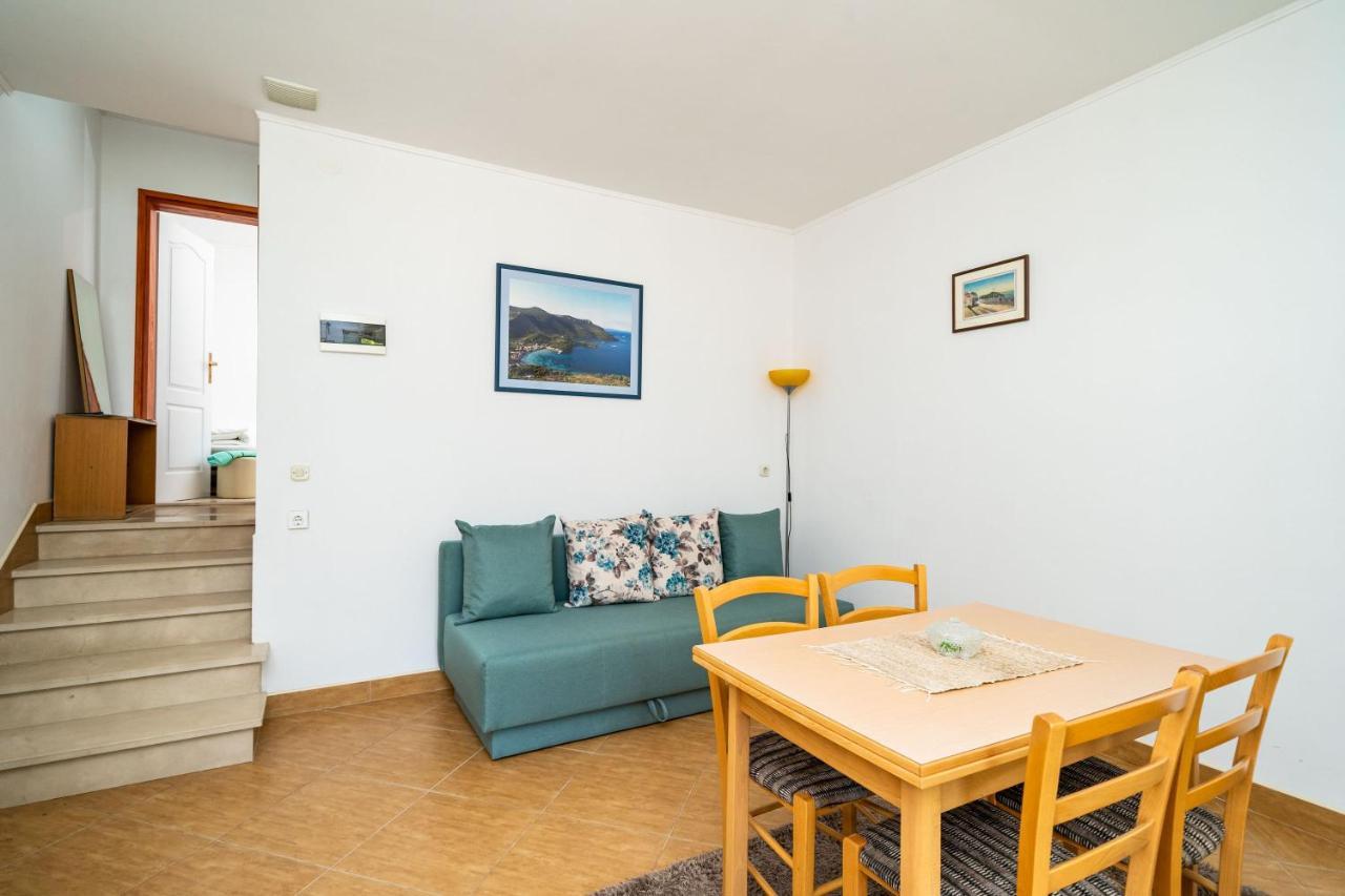 Apartment Zuljana 10233B Eksteriør bilde