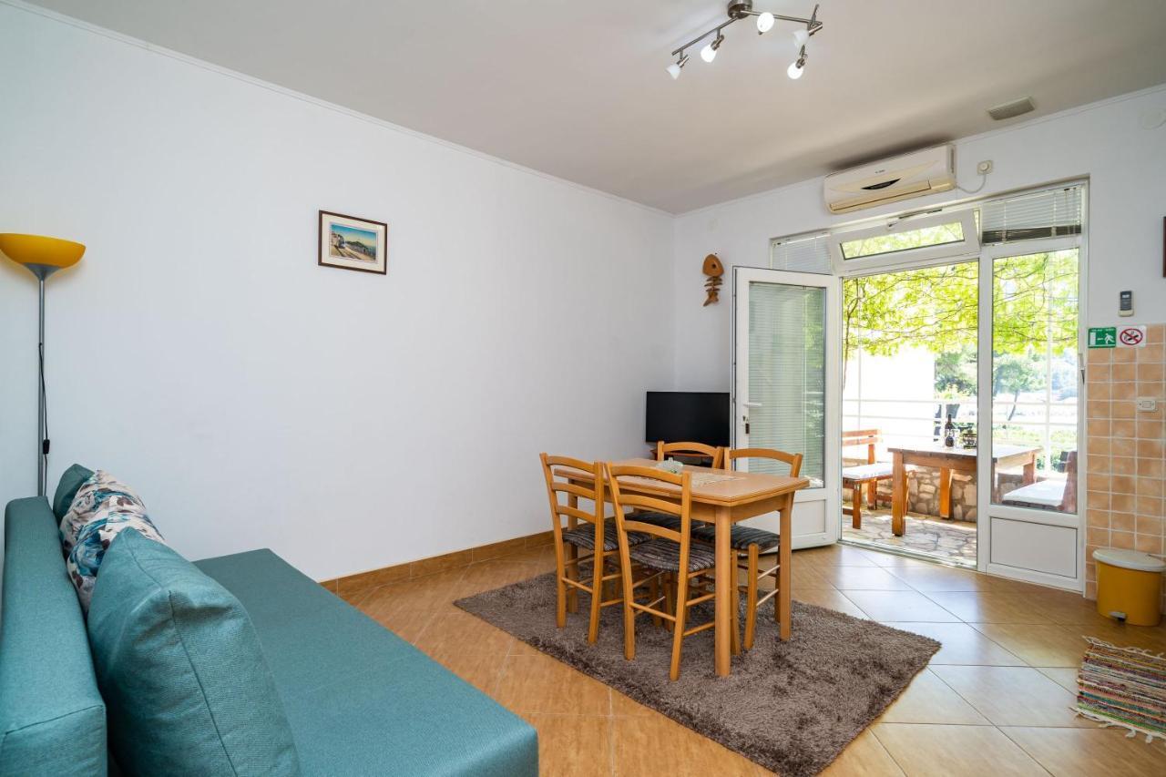 Apartment Zuljana 10233B Eksteriør bilde